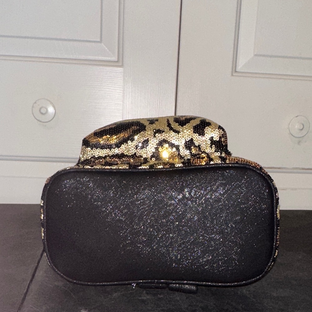 Loungefly Leopard Sequin Backpack NWT - image 3
